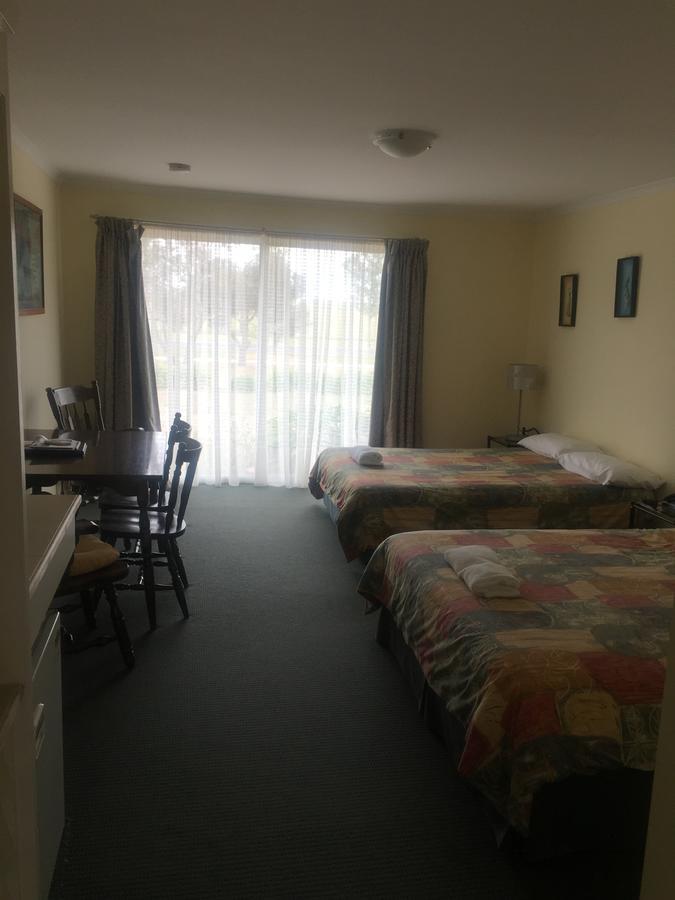 Cardigan Lodge Motel Балларат Екстер'єр фото