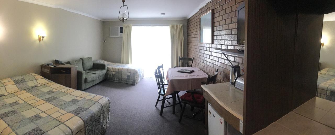 Cardigan Lodge Motel Балларат Екстер'єр фото